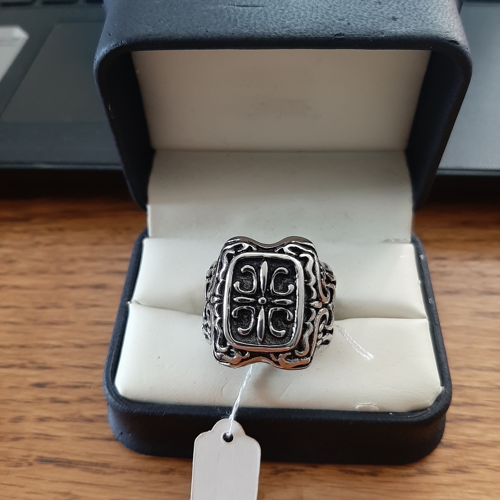 Man's Jewelry
